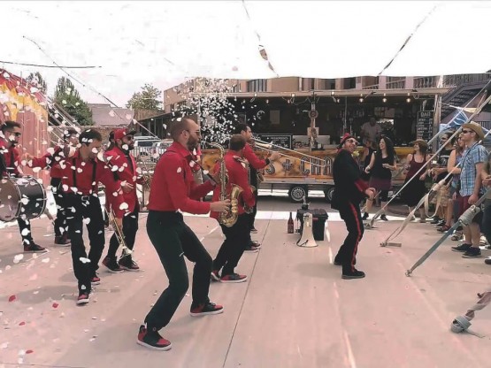 Espectacle musical per a cercaviles