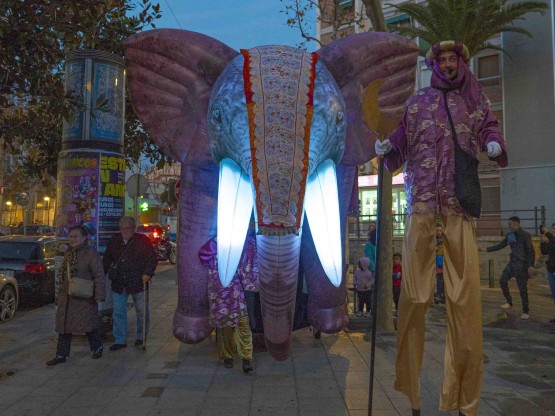 Espectacle oriental de carrer