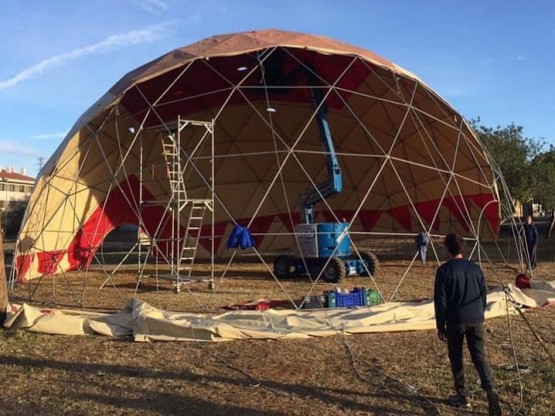 Carpa per grans esdeveniments