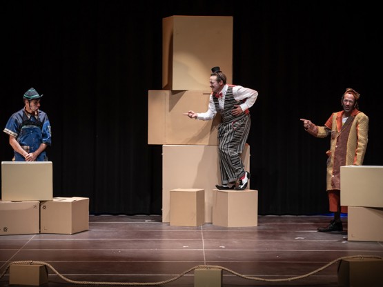 Teatre educatiu