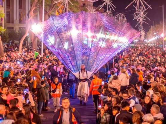 Ales gegants Led