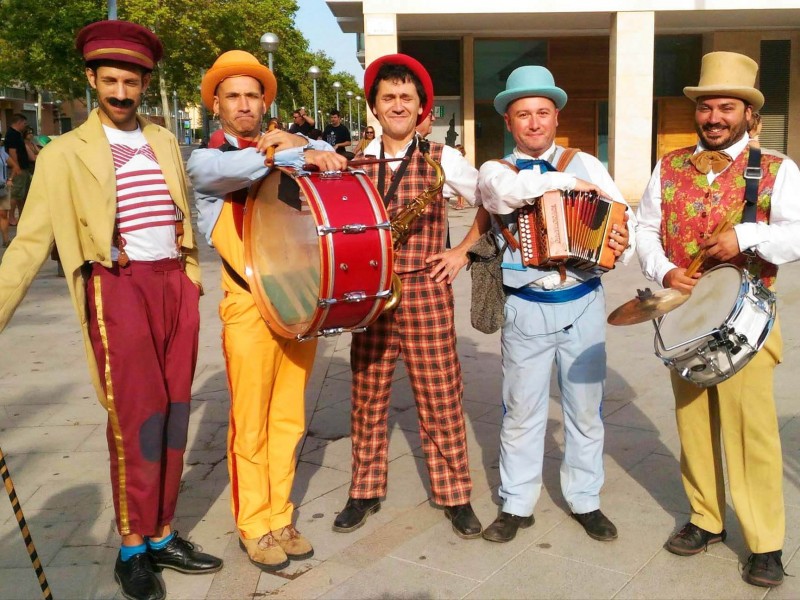 Orquestra itinerants